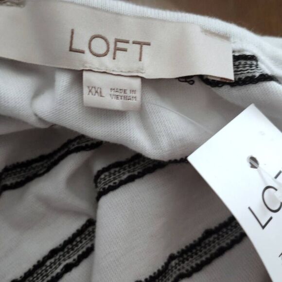LOFT WHITE & BLACK TOP SZ.XXL NWT. - Picture 6 of 8